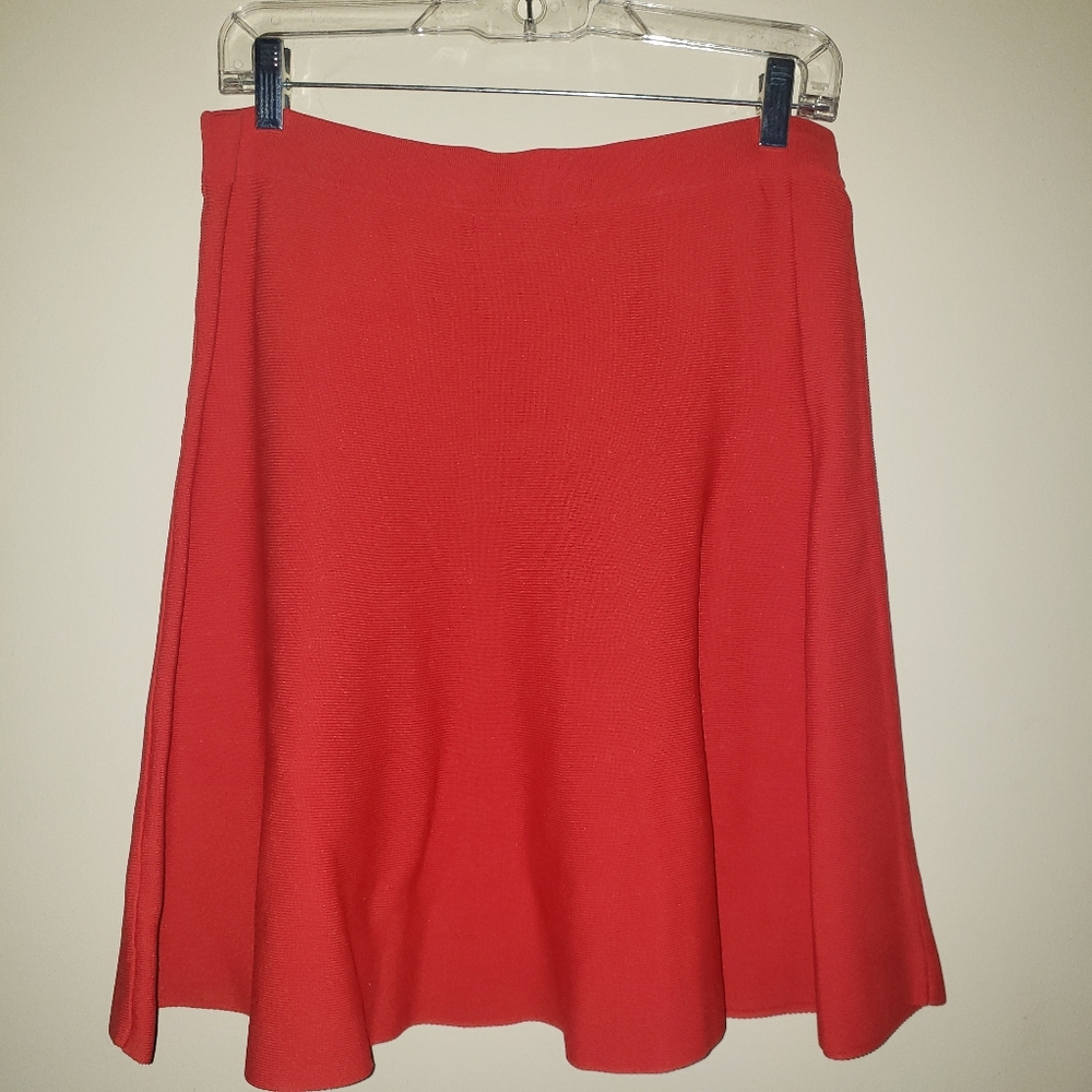 NWT Romeo + Juliet Couture Red Skater Skirt Size Large Valentine's Day